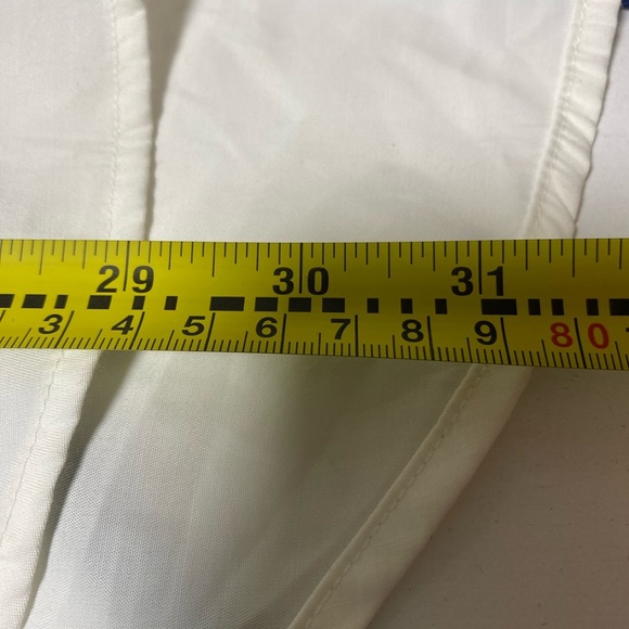 Elizabeth and James Women's Size L Crisp White Solid Long Sleeve Shirt - Picture 6 of 7